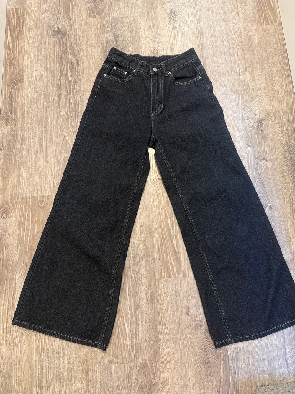 Wide Leg  Women’s Jeans - Classic High-Rise